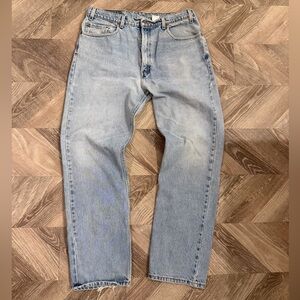 Levi Light-Wash 505 Jeans